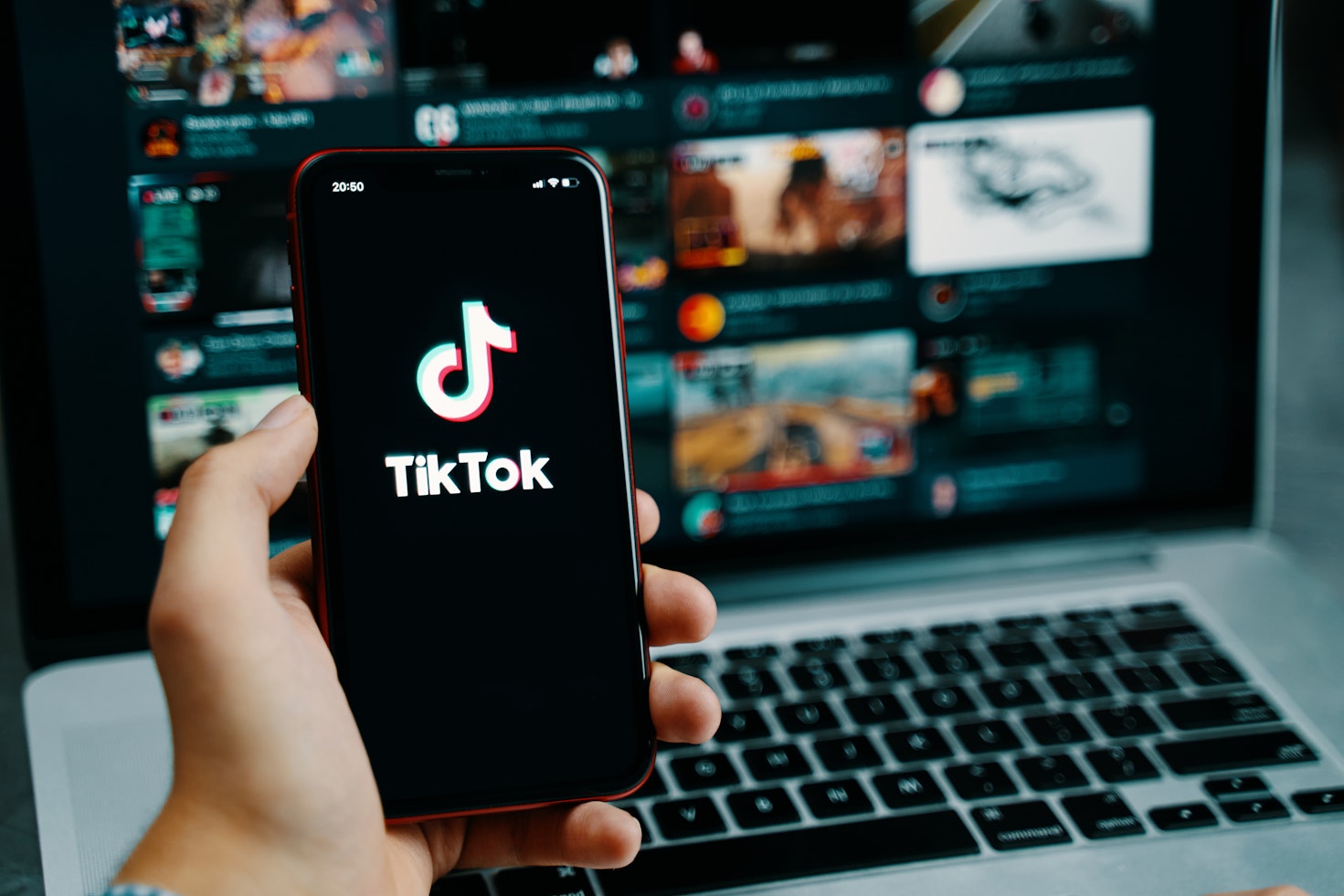 TikTok banned from EU Commission phones over cybersecurity